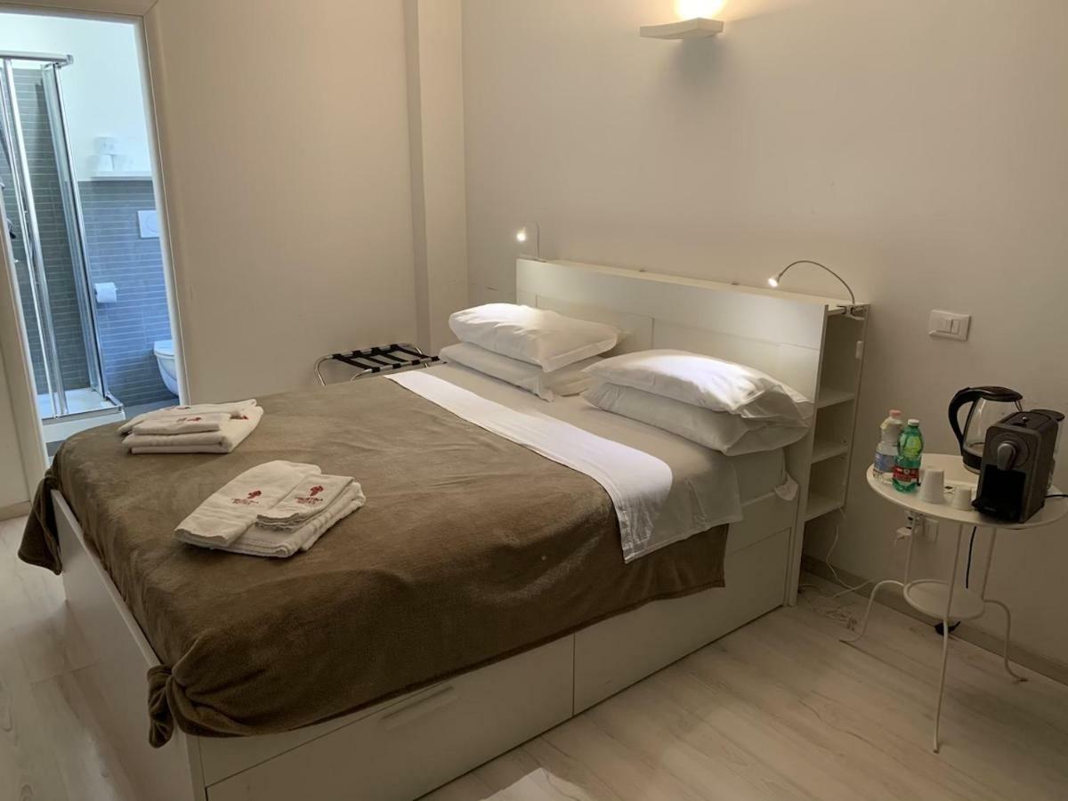 Tiburtina Suites, Roma Ngoại thất bức ảnh