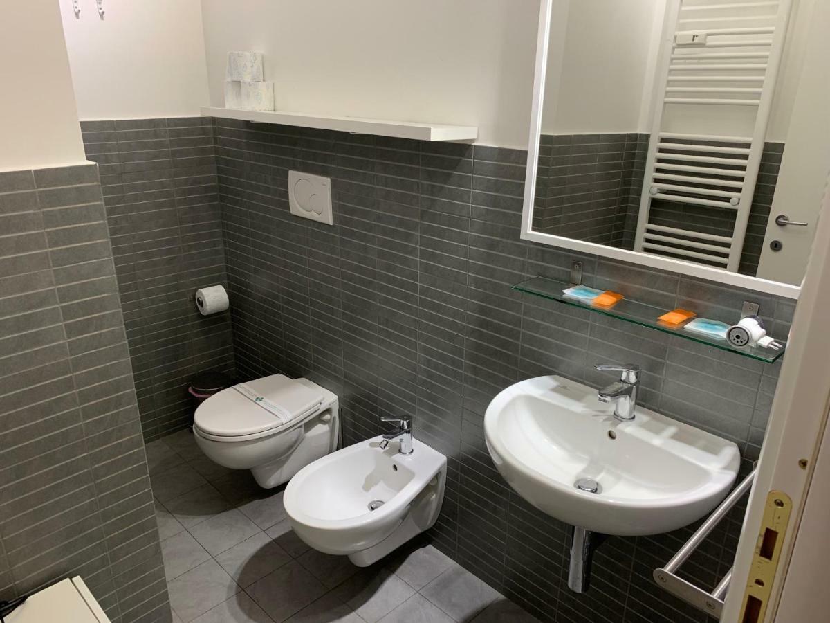 Tiburtina Suites, Roma Ngoại thất bức ảnh